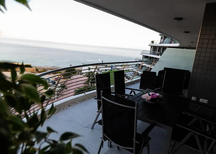 Gorgeous Infinity View Apartment
